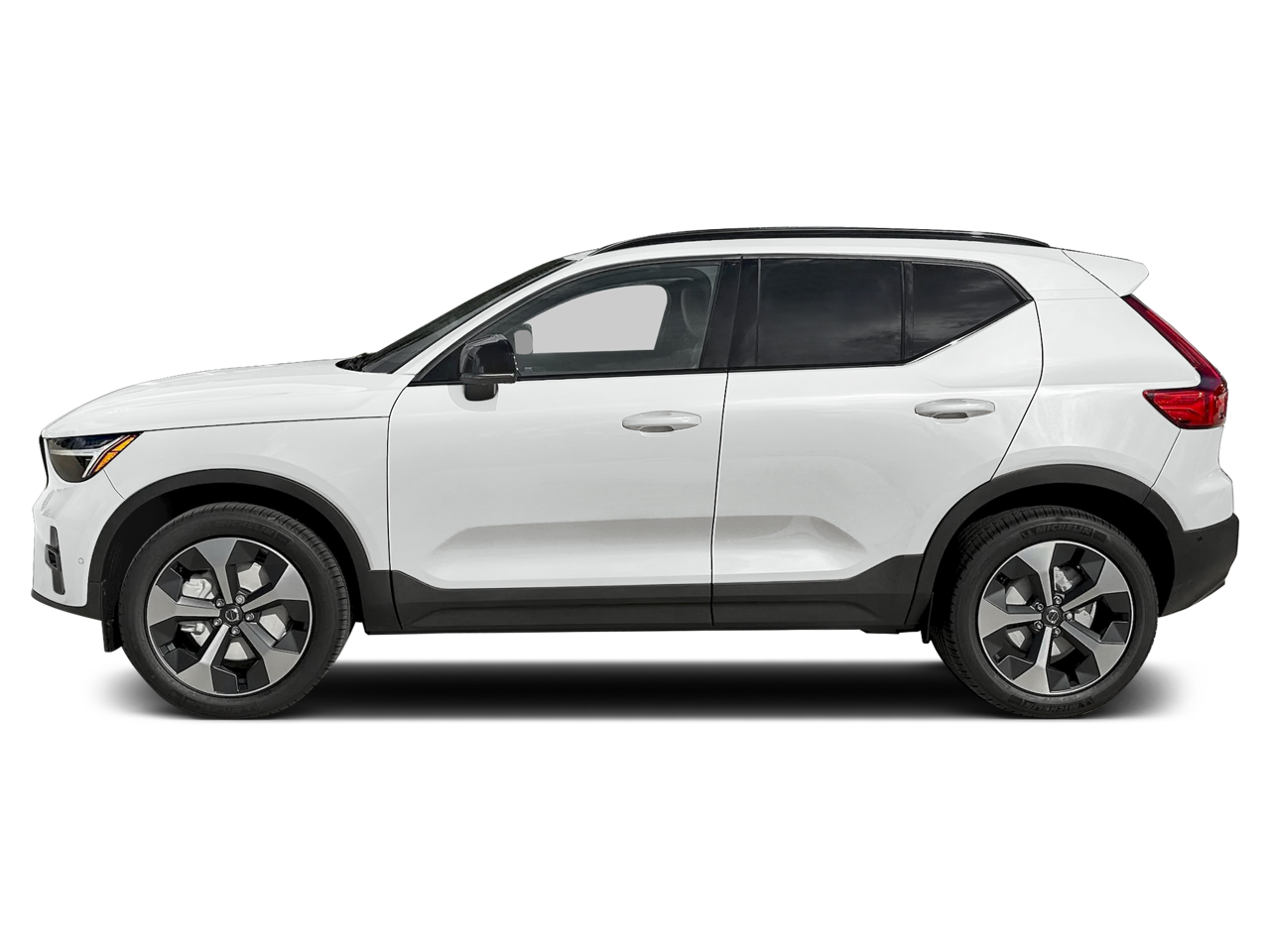 2026 Volvo XC40 Core, B4 FWD Gas (mild hybrid), Dark