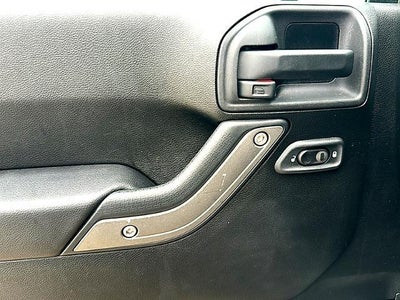 2013 Jeep Wrangler Unlimited 4WD 4dr Sport