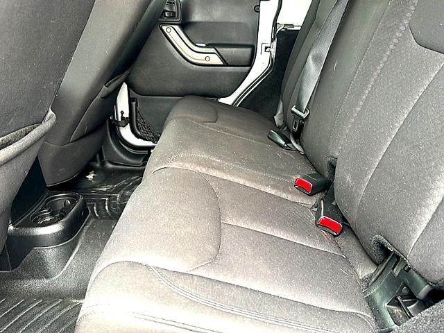 2013 Jeep Wrangler Unlimited 4WD 4dr Sport