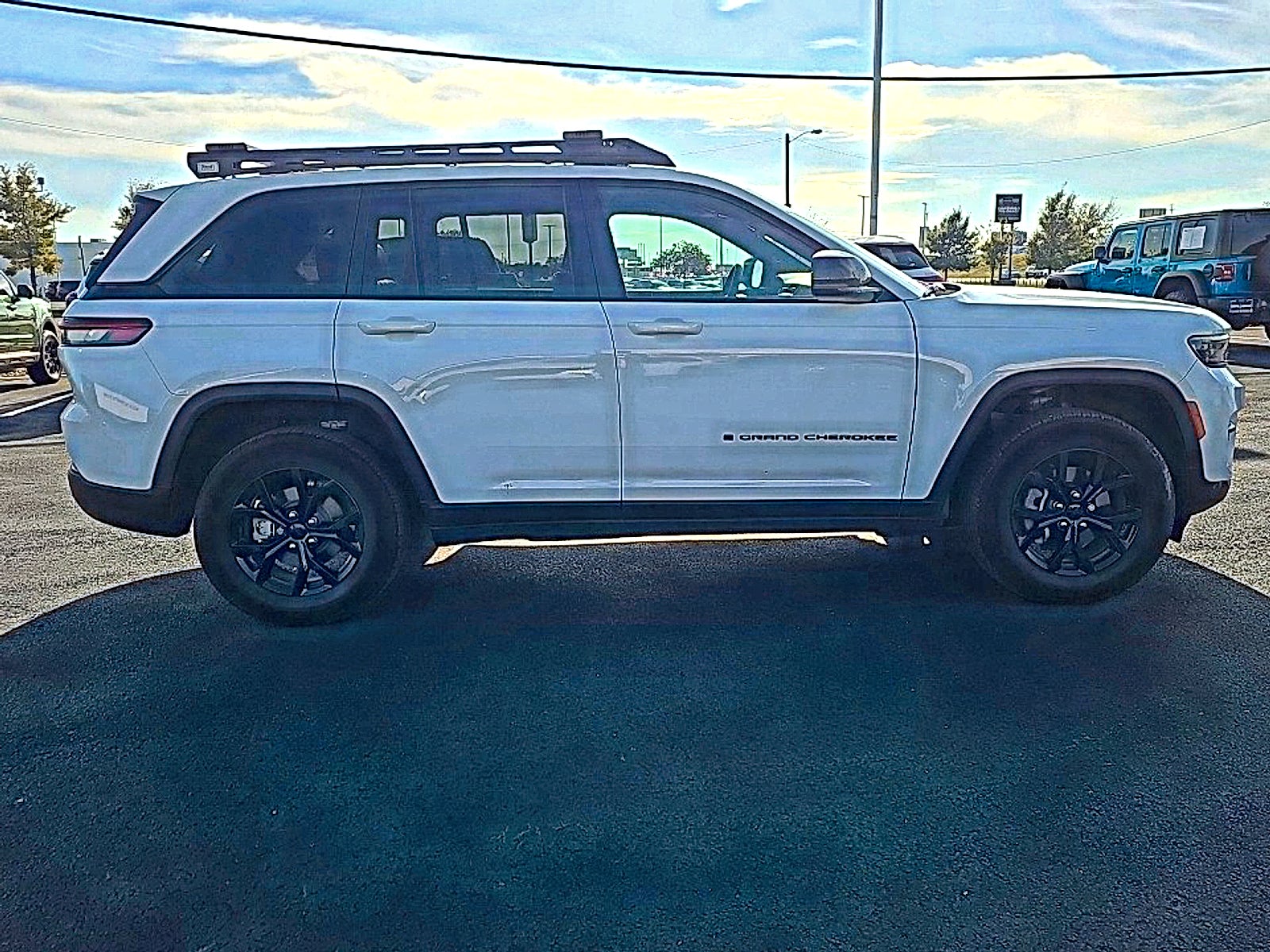 2025 Jeep Grand Cherokee Altitude 4x4
