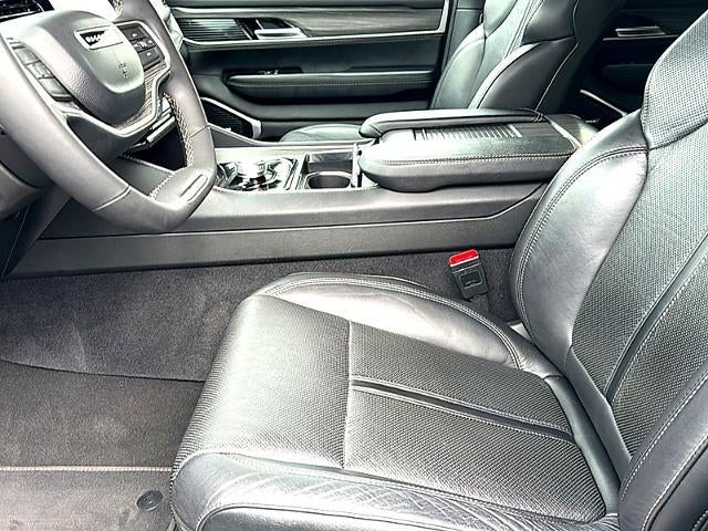 2024 Jeep Wagoneer L Series II 4x2 *Ltd Avail*