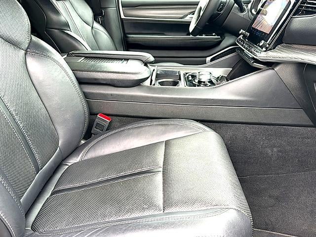 2024 Jeep Wagoneer L Series II 4x2 *Ltd Avail*