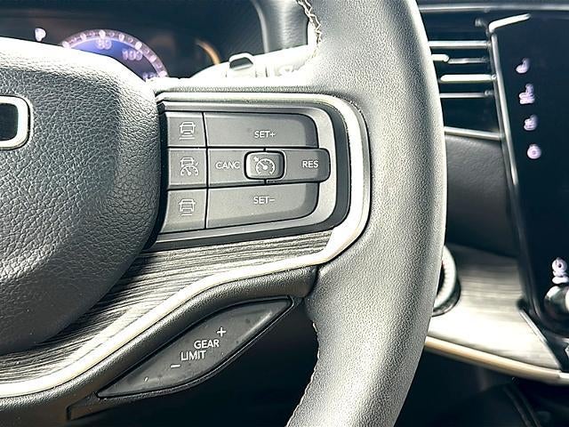 2024 Jeep Wagoneer L Series II 4x2 *Ltd Avail*