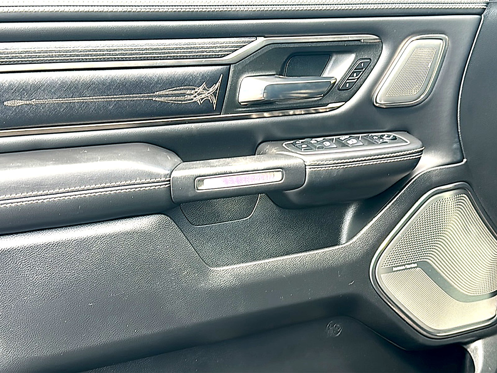 2019 RAM 1500 Limited Crew Cab 4x2 5'7" Box
