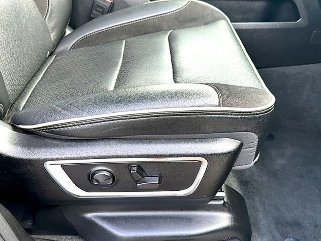 2024 RAM 1500 Laramie 4x2 Crew Cab 5'7" Box