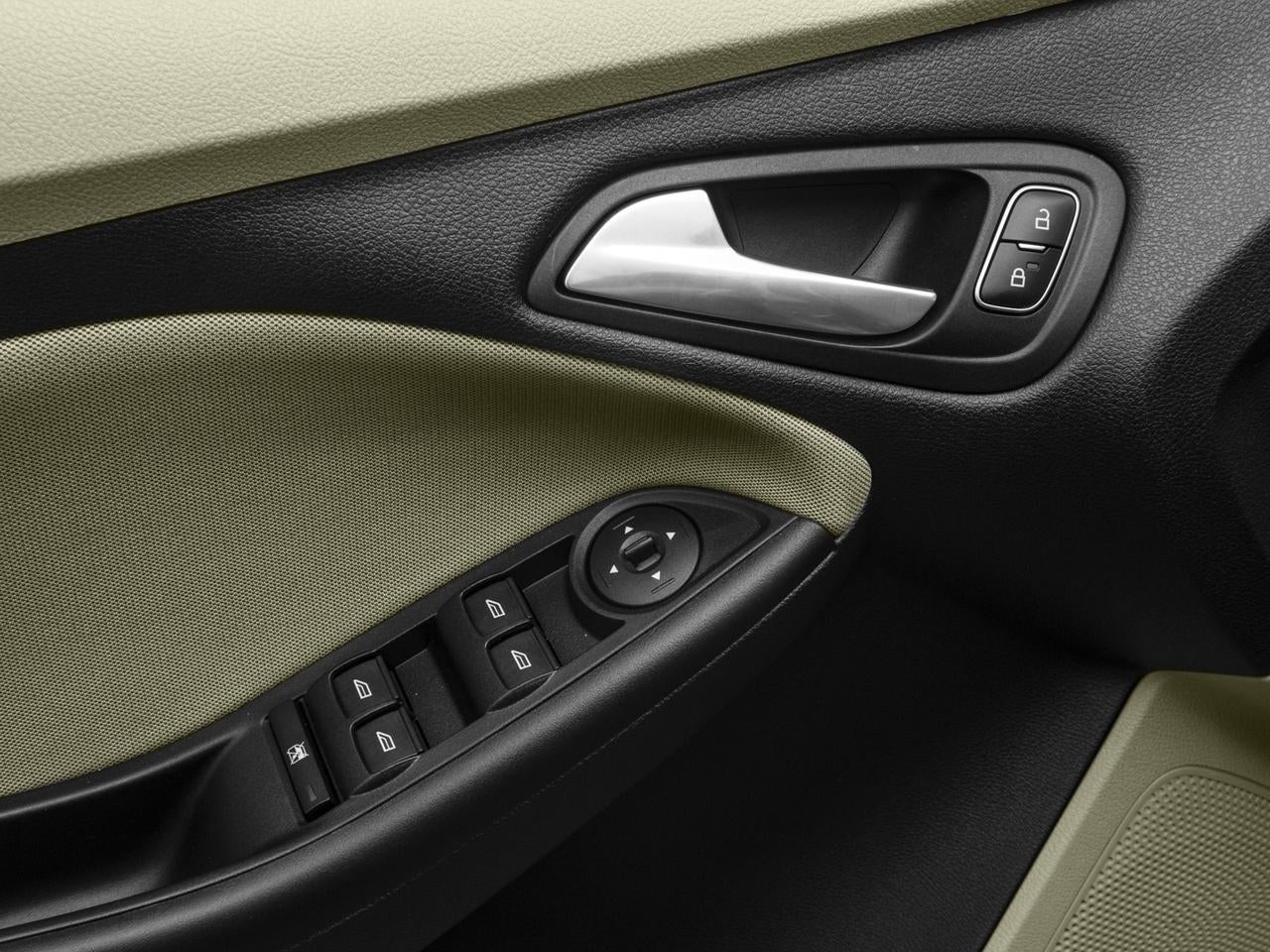 2017 Ford Focus SEL Sedan