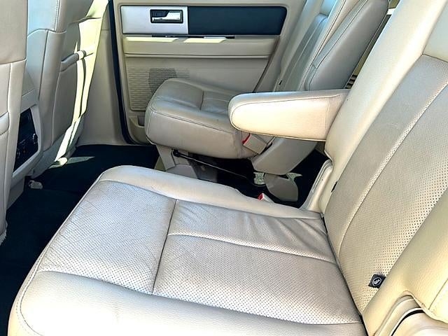 2017 Ford Expedition EL XLT 4x2