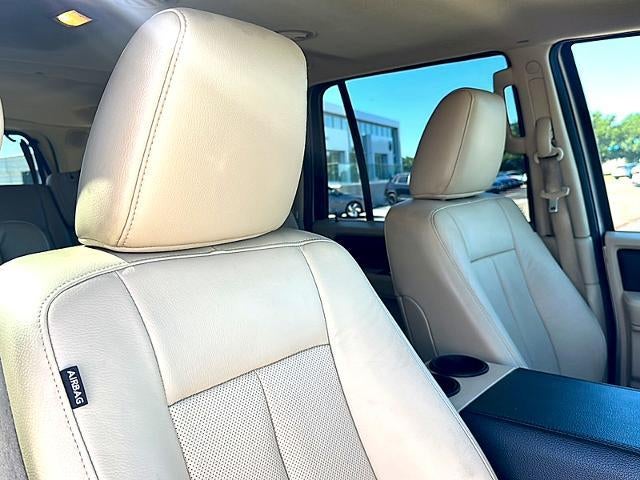 2017 Ford Expedition EL XLT 4x2