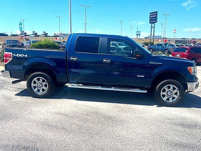 2014 Ford F-150 4WD SuperCrew 5-1/2 Ft Box XLT