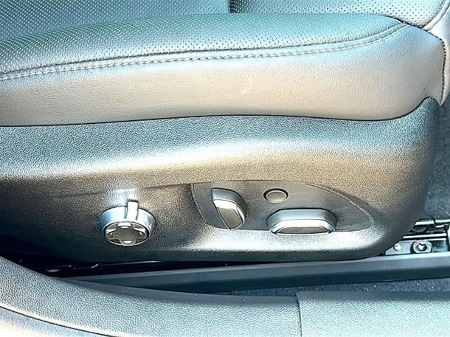 2025 Cadillac CT5 4dr Sdn Premium Luxury