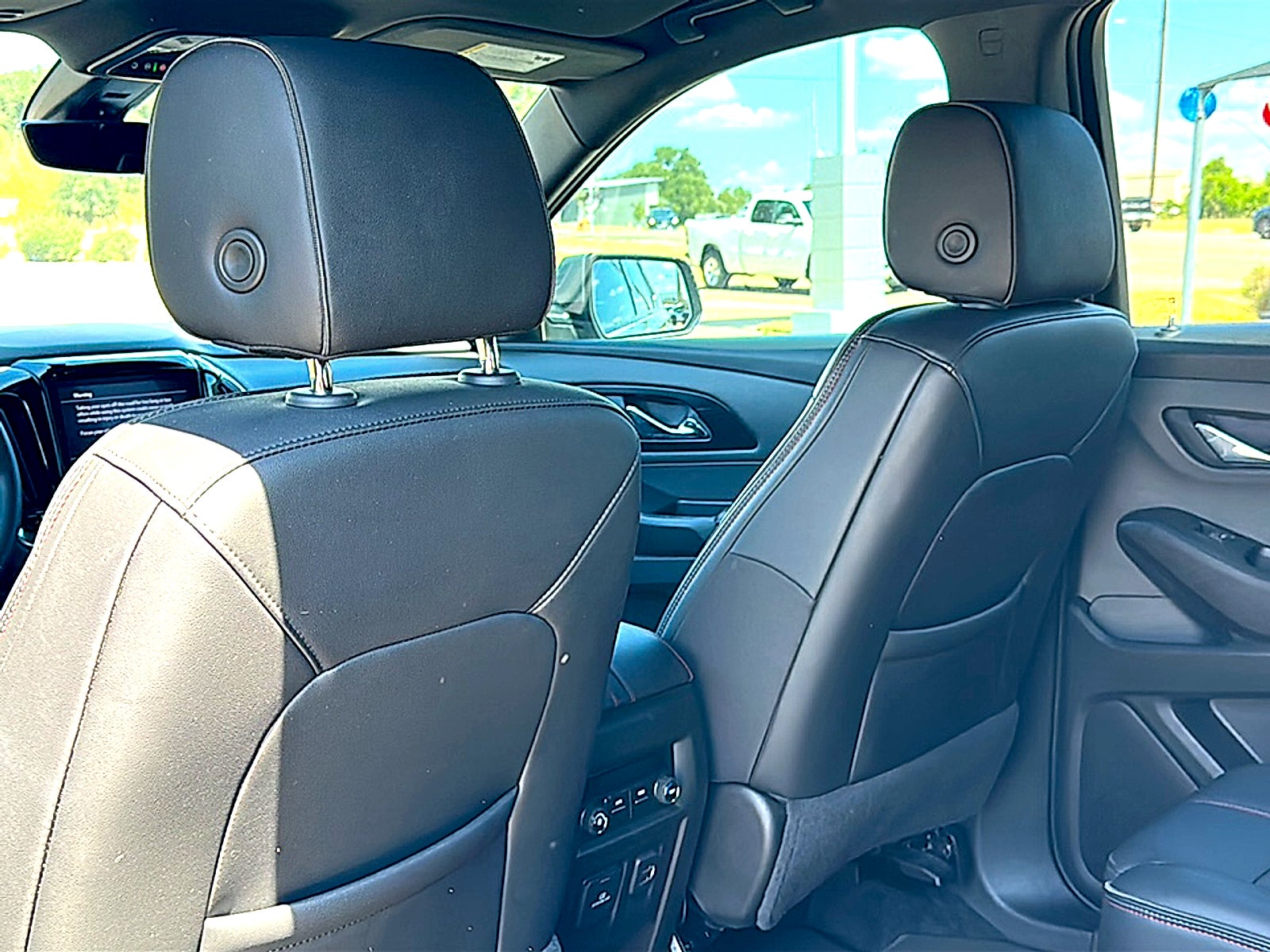 2023 Chevrolet Traverse FWD RS
