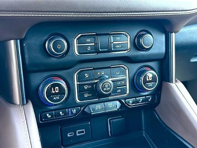 2023 Chevrolet Suburban 4WD High Country