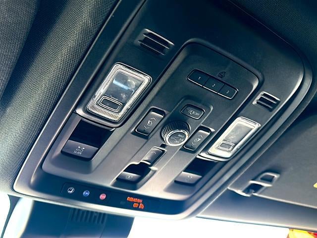 2023 Chevrolet Suburban 4WD High Country