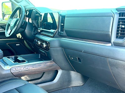 2026 GMC Sierra 3500 HD Crew Cab, Long Bed, SLT Dual Rear Wheel, 4WD