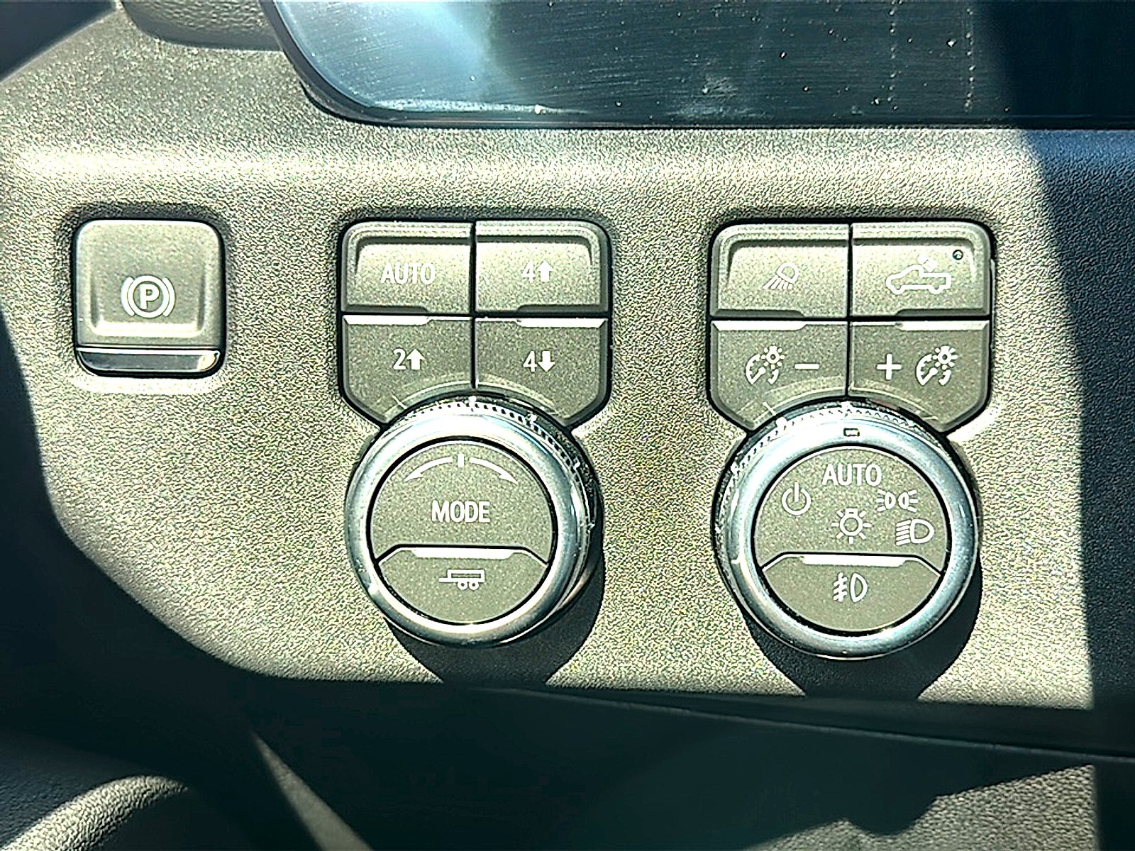 2026 GMC Sierra 3500 HD Crew Cab, Long Bed, SLT Dual Rear Wheel, 4WD