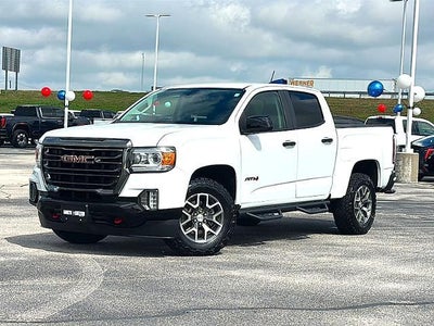 2022 GMC Canyon Crew Cab Short Box 4-Wheel Drive AT4 w/Leather