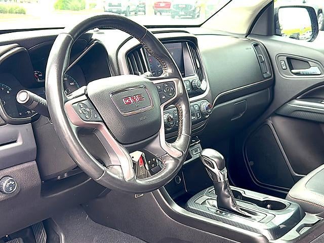 2022 GMC Canyon Crew Cab Short Box 4-Wheel Drive AT4 w/Leather