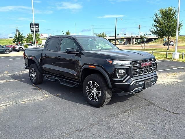 2024 GMC Canyon Crew Cab Short Box 4-Wheel Drive AT4