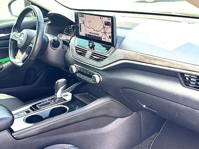 2024 Nissan Altima 2.5 SV Sedan