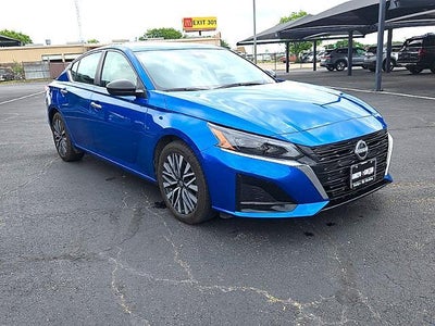 2025 Nissan Altima SV FWD