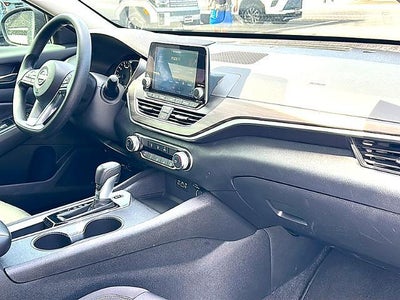 2025 Nissan Altima SV FWD