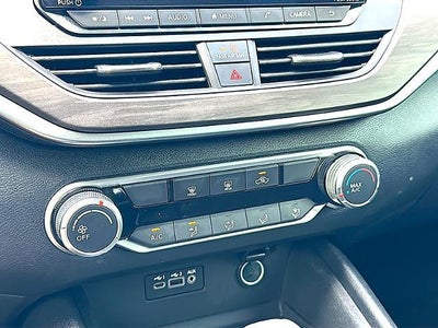 2025 Nissan Altima SV FWD