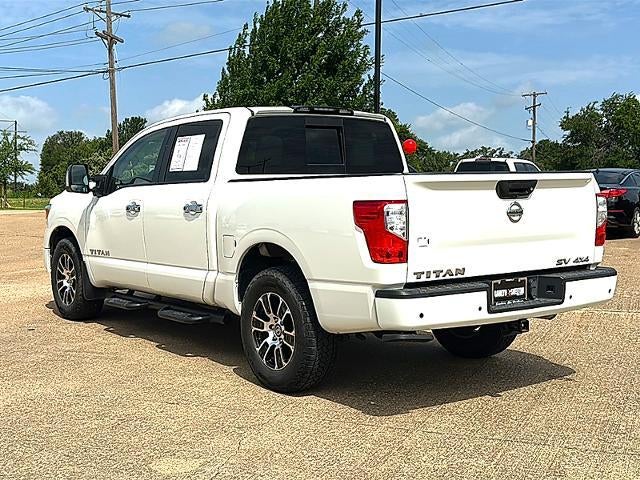 2021 Nissan Titan 4x4 Crew Cab SV