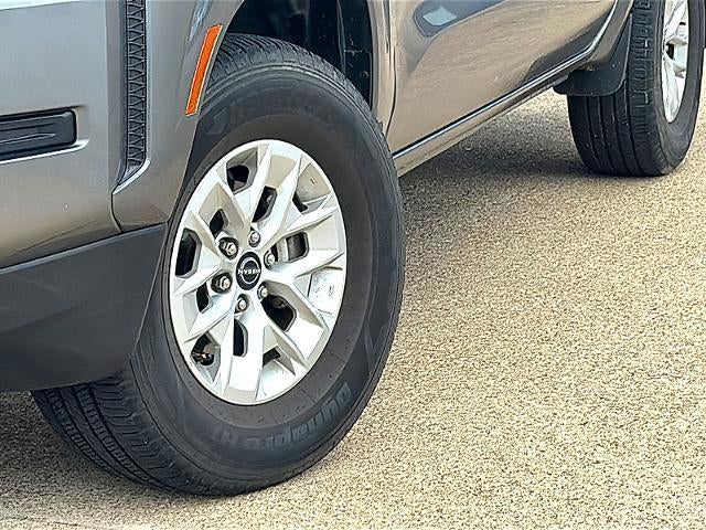 2024 Nissan Frontier Crew Cab 4x2 SV
