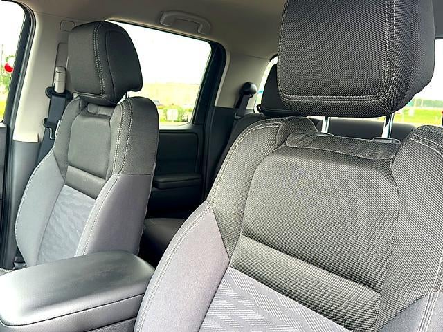 2024 Nissan Frontier Crew Cab 4x2 SV