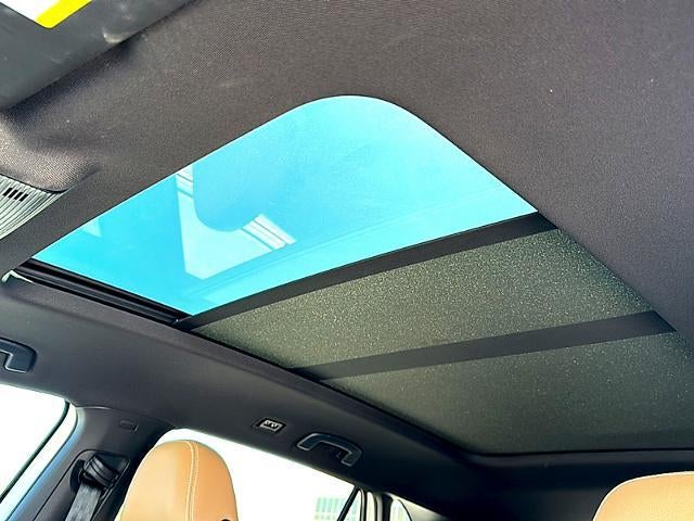 2025 Volkswagen Atlas Cross Sport 2.0T SEL R-Line Black 4MOTION