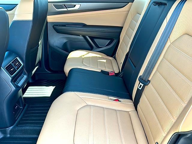 2025 Volkswagen Atlas Cross Sport 2.0T SEL R-Line Black 4MOTION