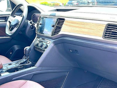 2021 Volkswagen Atlas 2021.5 3.6L V6 SEL FWD