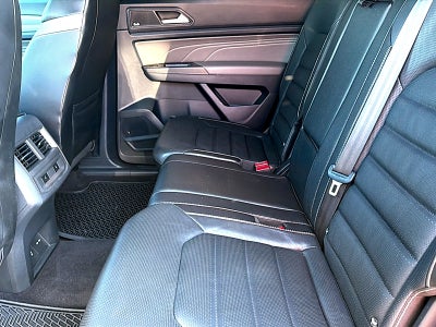 2022 Volkswagen Atlas Cross Sport 3.6L V6 SEL Premium R-Line