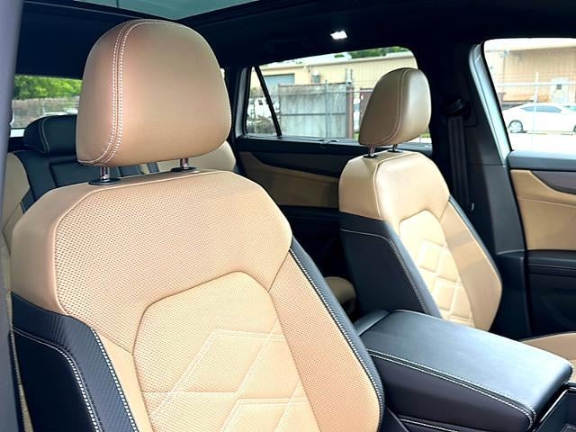 2026 Volkswagen Atlas Cross Sport 2.0T SE w/Technology FWD