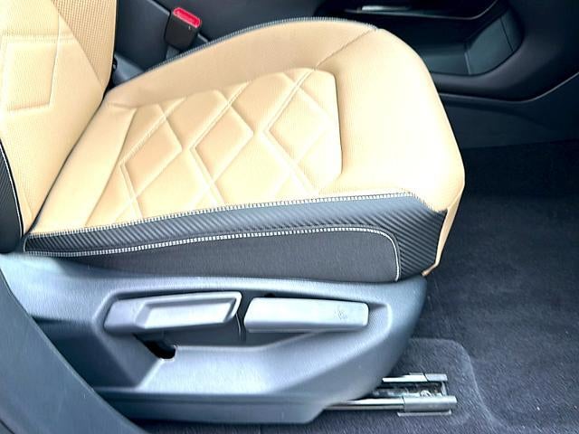 2026 Volkswagen Atlas Cross Sport 2.0T SE w/Technology FWD