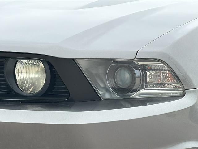 2011 Ford Mustang 2dr Cpe GT Premium