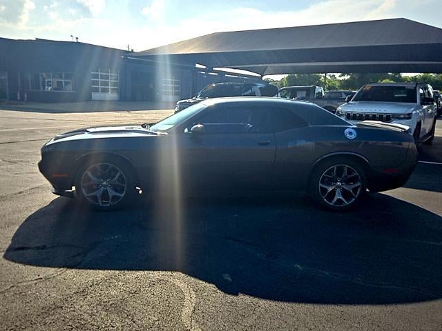 2015 Dodge Challenger 2dr Cpe SXT Plus