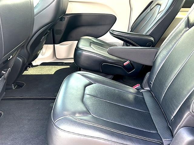 2022 Chrysler Pacifica Touring L FWD