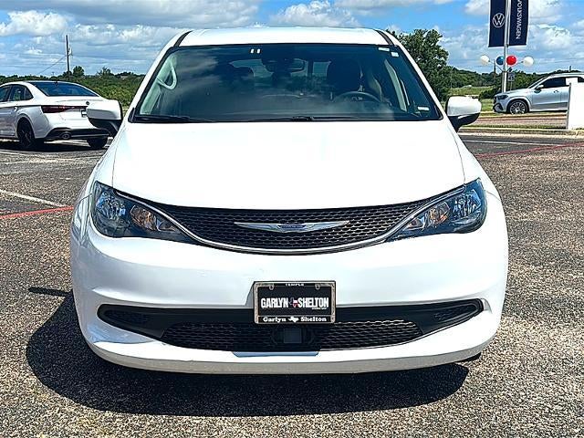 2023 Chrysler Voyager LX FWD
