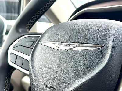 2022 Chrysler Voyager LX FWD