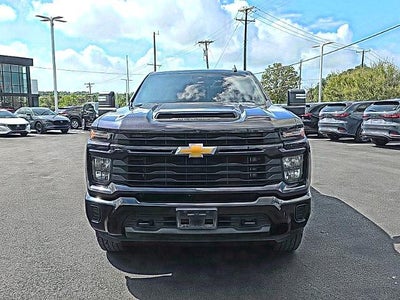 2024 Chevrolet Silverado 2500 HD Crew Cab Standard Box 4-Wheel Drive Custom