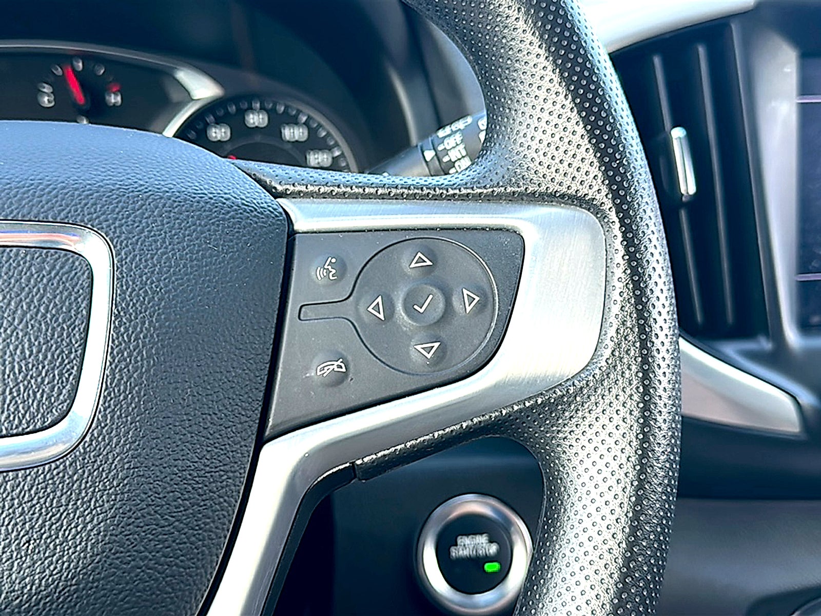 2024 GMC Terrain FWD SLE