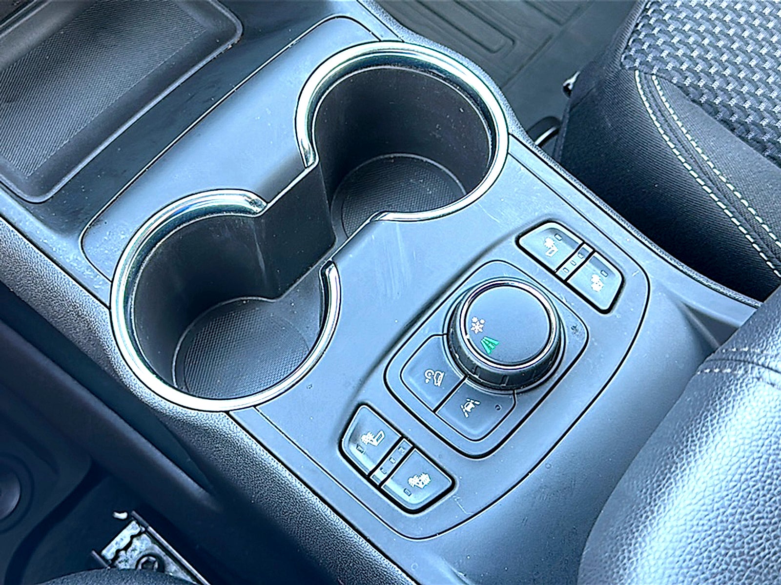 2024 GMC Terrain FWD SLE