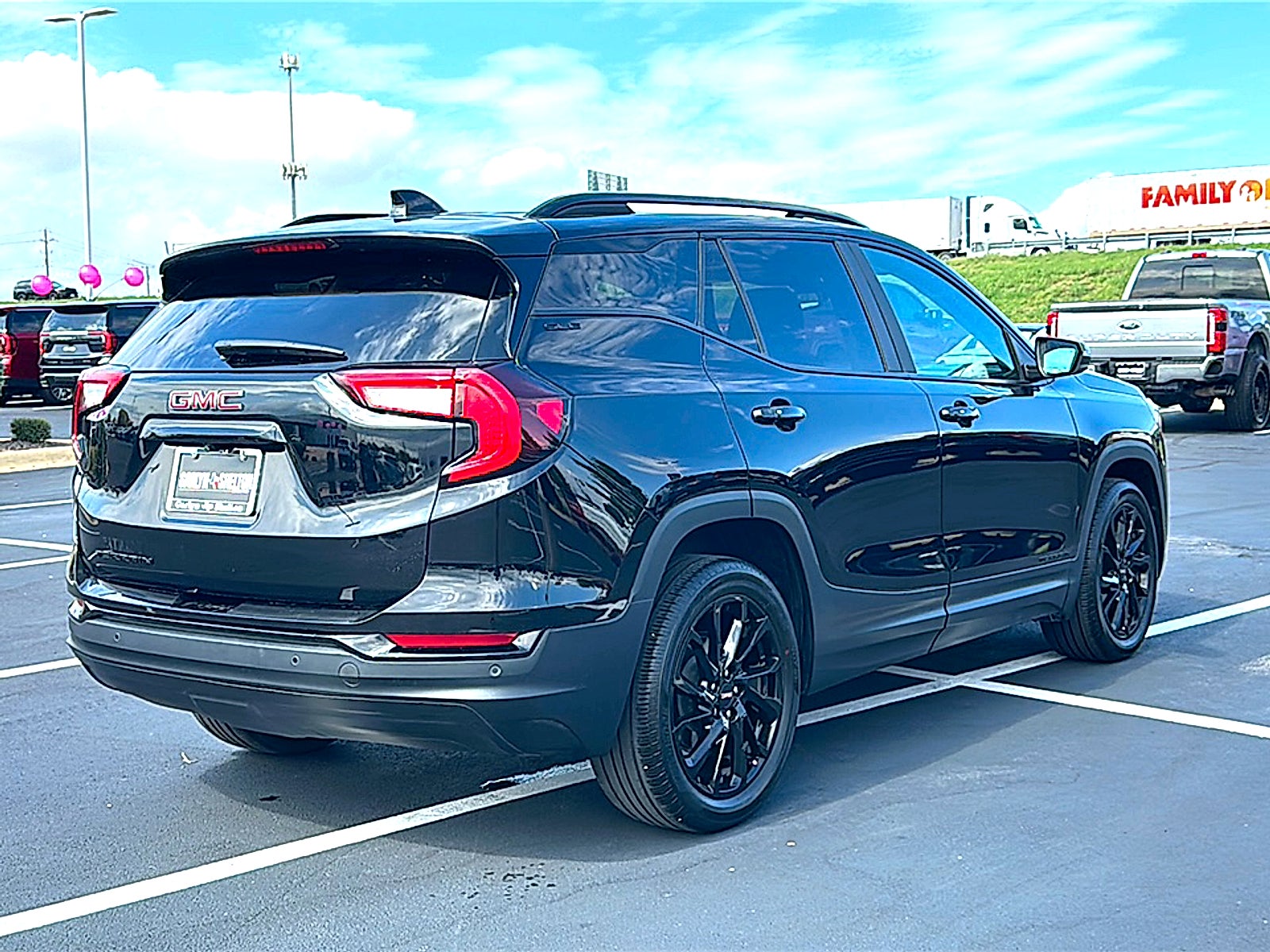 2024 GMC Terrain FWD SLE