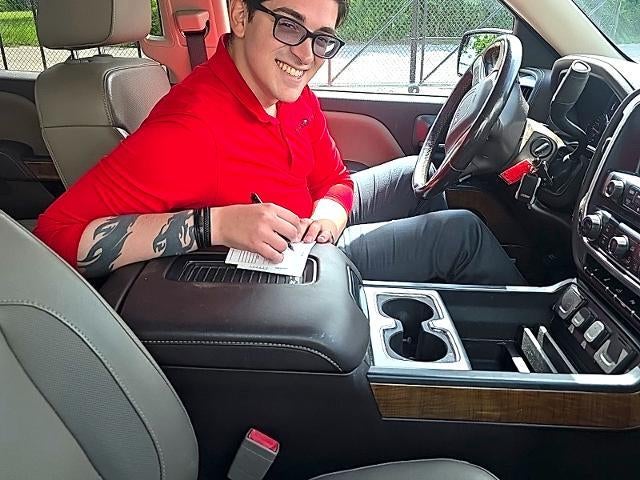 2018 GMC Sierra 1500 Crew Cab Short Box 4-Wheel Drive SLT