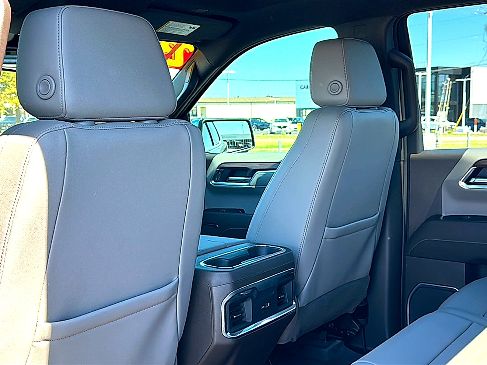 2023 GMC Sierra 1500 4WD Crew Cab Short Box SLT