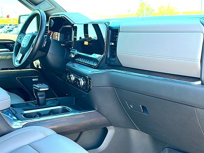 2023 GMC Sierra 1500 4WD Crew Cab Short Box SLT
