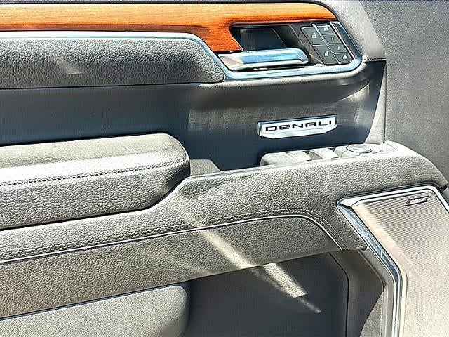 2023 GMC Sierra 1500 Crew Cab Short Box 4-Wheel Drive Denali