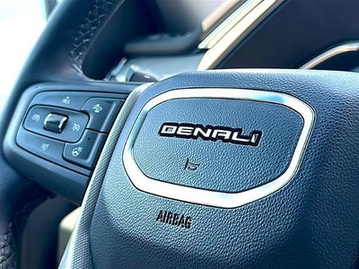 2023 GMC Sierra 1500 Crew Cab Short Box 4-Wheel Drive Denali