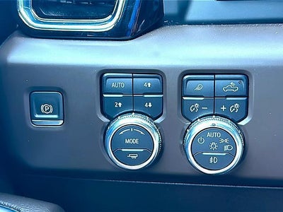 2023 GMC Sierra 1500 Crew Cab Short Box 4-Wheel Drive Denali